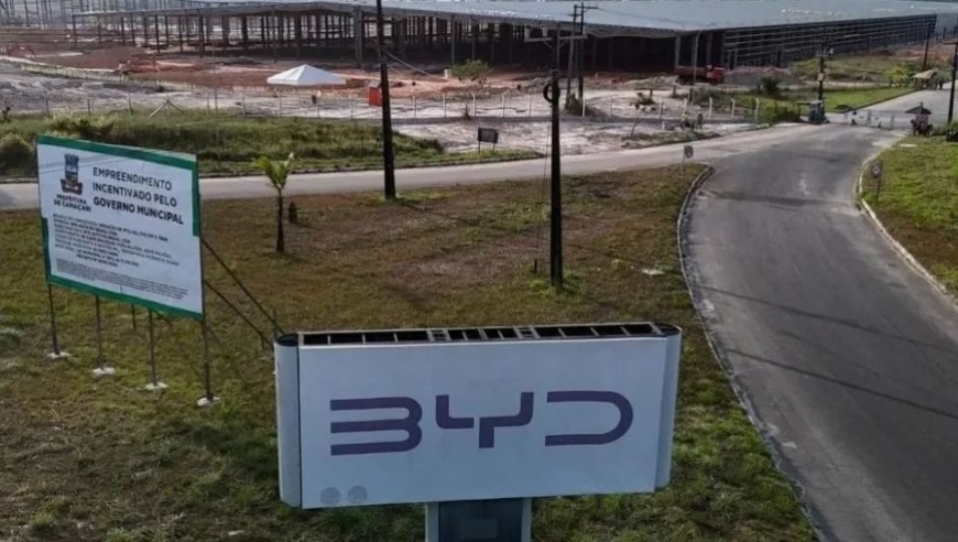 49tkcom澳彩开奖直播网址,人社局回应工作人员电话辱骂办事群众,展开计划实施_免费版V13.62